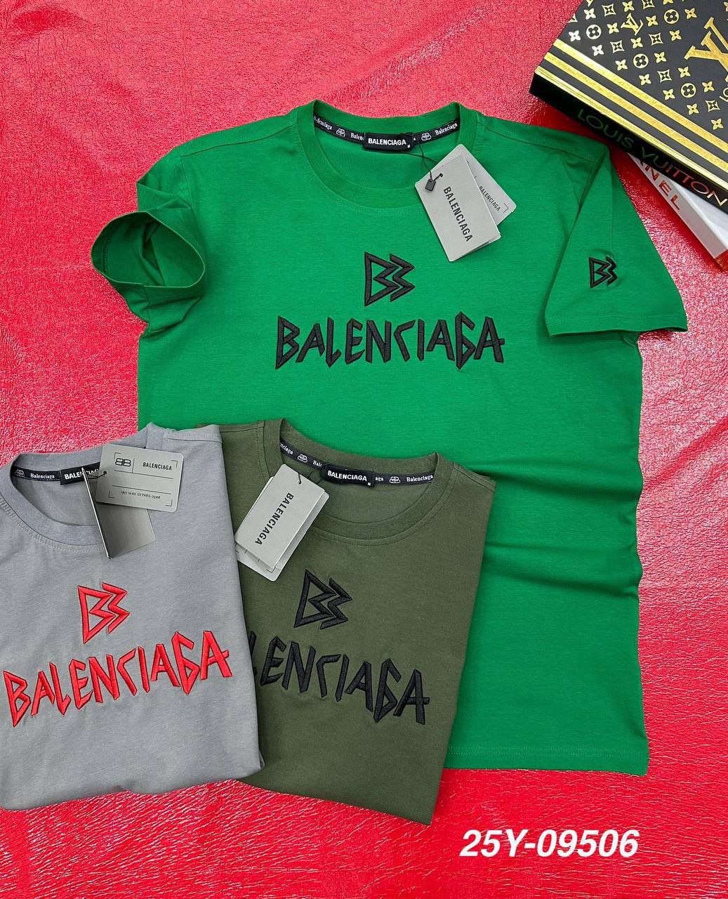 BALENCIAGA