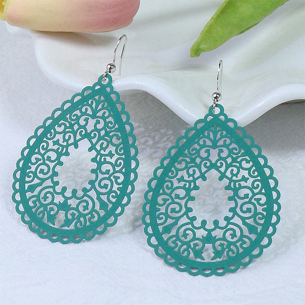 Enchanting Bohemian Dangle Earrings - Vibrant Waterdrop Shapes in Multicolor - Eye-Catching Party Fashion Ornaments for Women