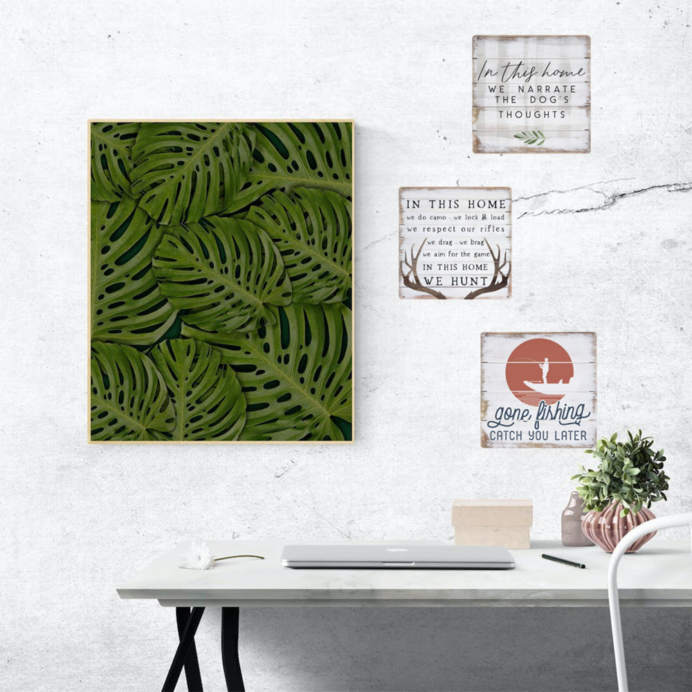 1 adet "Bu Evde Avlanıyoruz" Rustik Metal Tabela (8"x8") - Ev, Ofis, Bar, Kafe, Garaj için Vintage Tarzı Mizah Dekoru | Güvenli Kıvrılmış Kenarlara Sahip Yüksek Kaliteli Teneke | Su Geçirmez ve Solmaz, Ofis Mizah Tabelası | Temalı Duvar Sanatı | Wea