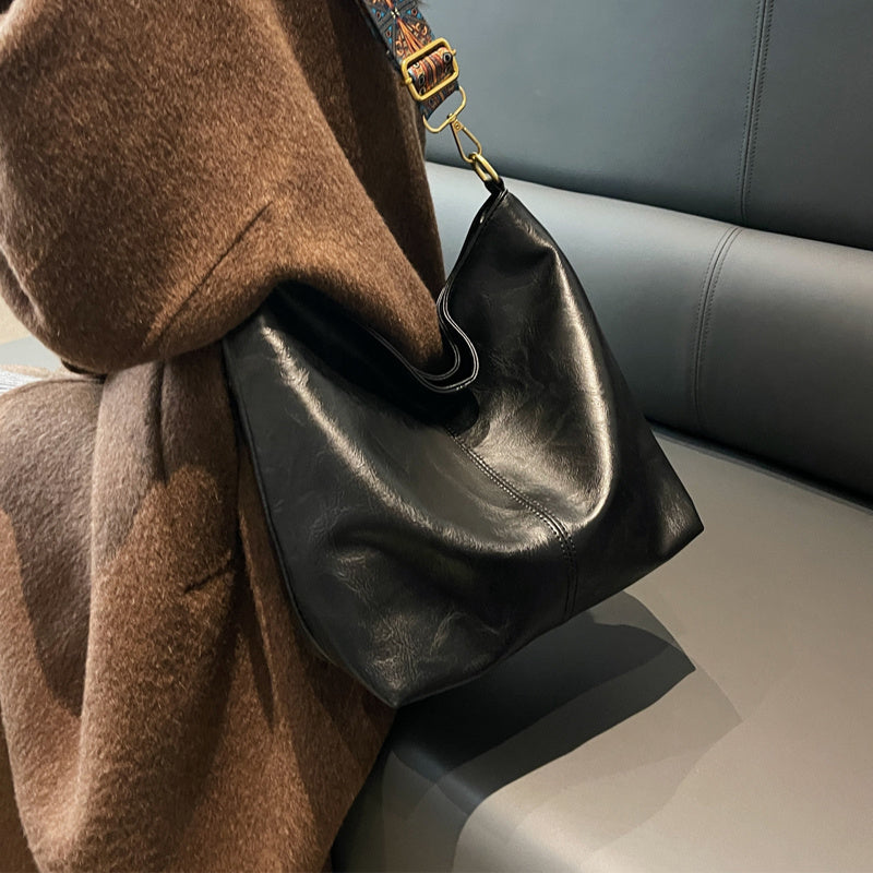 (Quality Inspectors Please Read The Review Version For Additional Comments) This Year’s Popular Bags For Women Are Large-capacity New Fashion Broadband Messenger Bags Niche Internet Celebrities Popular Tote Bags