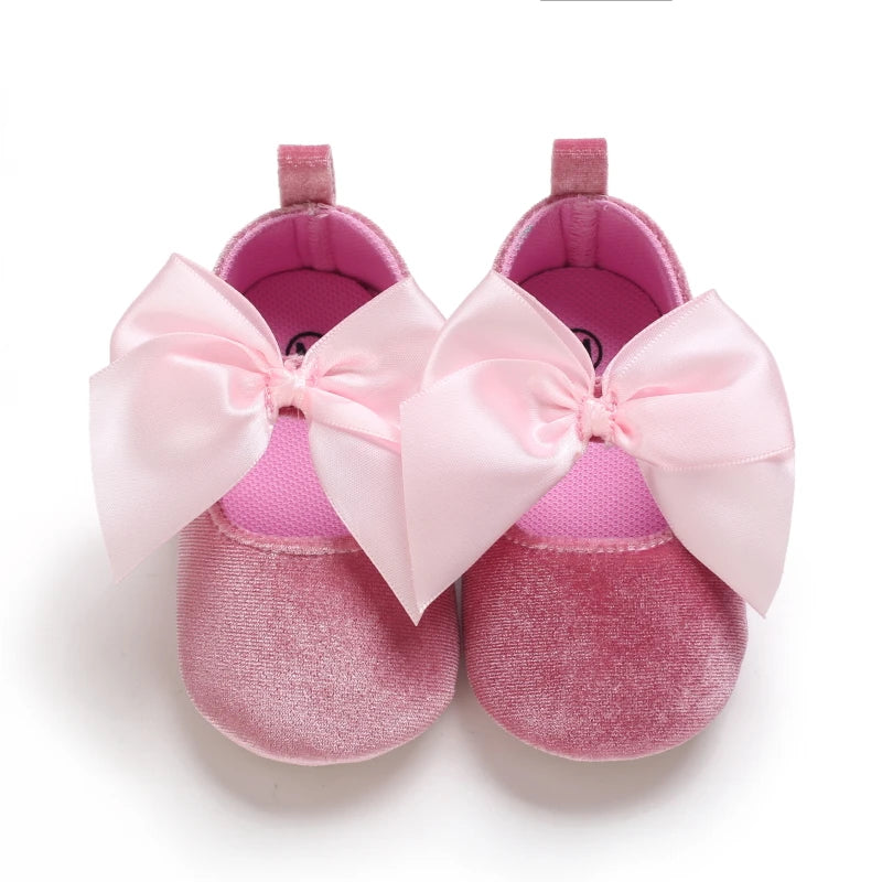 Spring and Autumn Newborn Flannelette Princess Shoes Baby Girls Bow Flat Shoes Toddler Baby Soft Rubber Sole First Walking Shoes
