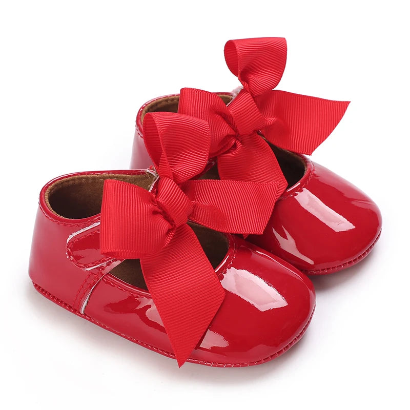 New Fashion Newborn Red Baby Shoes Non-slip Cloth Bottom Shoes For Girls Elegant And Noble Leisure Baby First Walking Shoes
