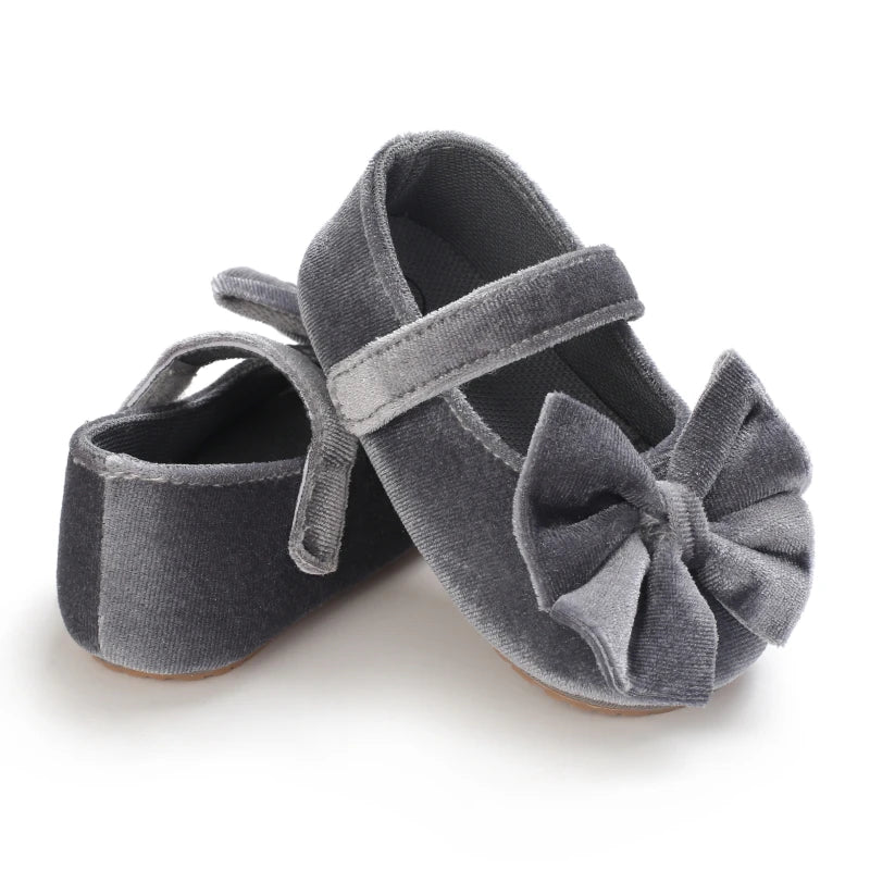 Spring and Autumn Newborn Flannelette Princess Shoes Baby Girls Bow Flat Shoes Toddler Baby Soft Rubber Sole First Walking Shoes