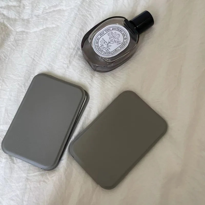 1PC mini folding makeup mirror square portable travel makeup mirror must-have gift for women's makeup and makeup