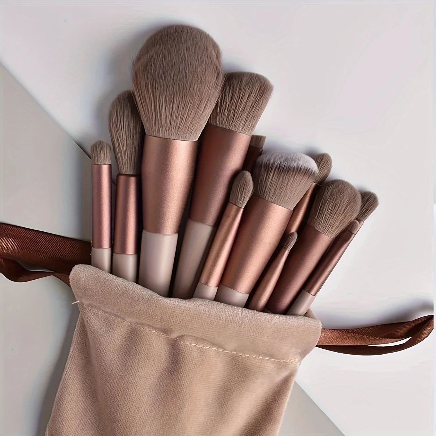 Ensemble de 13 pinceaux de maquillage, pinceau de maquillage portable, pinceau à paupières, pinceau à blush en poudre super doux, outil de maquillage