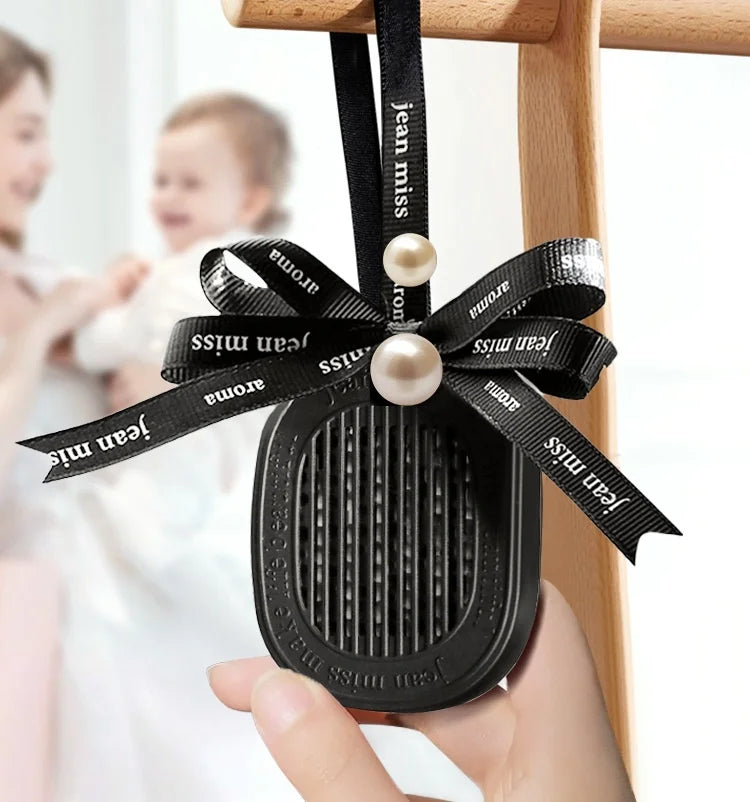 Car Aromatherapy Long Lasting Fragrance Car Perfume Interior High-end Decoration Home Bedroom Wardrobe Fragrance Pendant Perfume