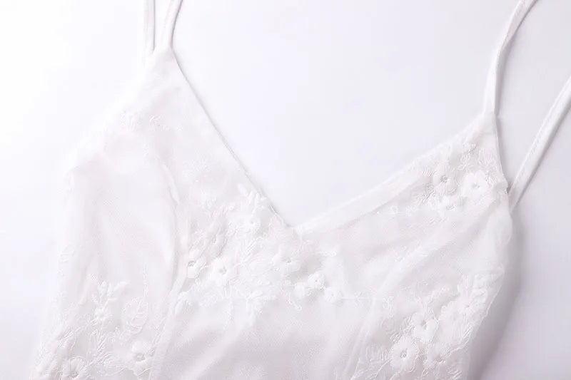 Women Party Long Dress Autumn Winter White Sexy Lace Dress V Neck Backless Lace Up Maxi Bodycon Dresses Vestidos Verano 2023 New