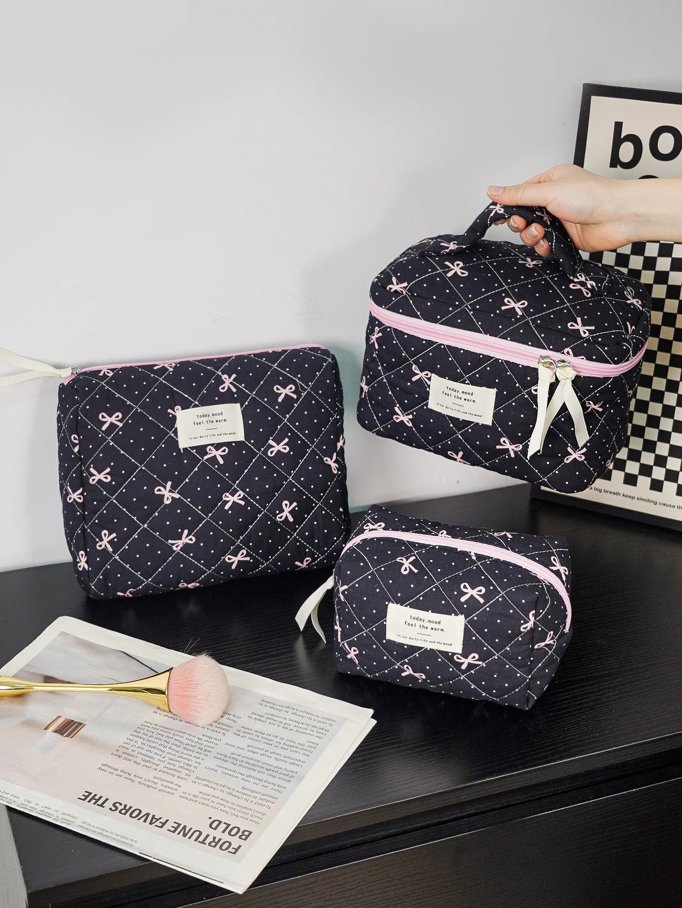 1pc/set Bow Quilted Makeup Bag, Multifunctional Portable Makeup Bag, Holiday Gift Makeup Bag, Travel Essential Makeup Bag