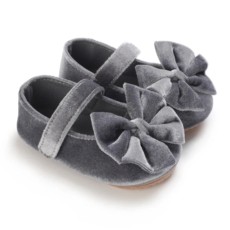 Spring and Autumn Newborn Flannelette Princess Shoes Baby Girls Bow Flat Shoes Toddler Baby Soft Rubber Sole First Walking Shoes