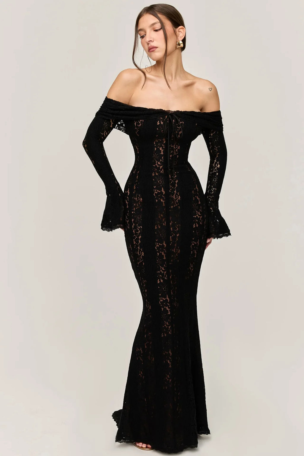 Sexy Women Hollow Out Slash Neck Lace Flared Sleeve Long Dress Elegant Laced Up Slim Fit Robes New Lady Evening Party Vestidos
