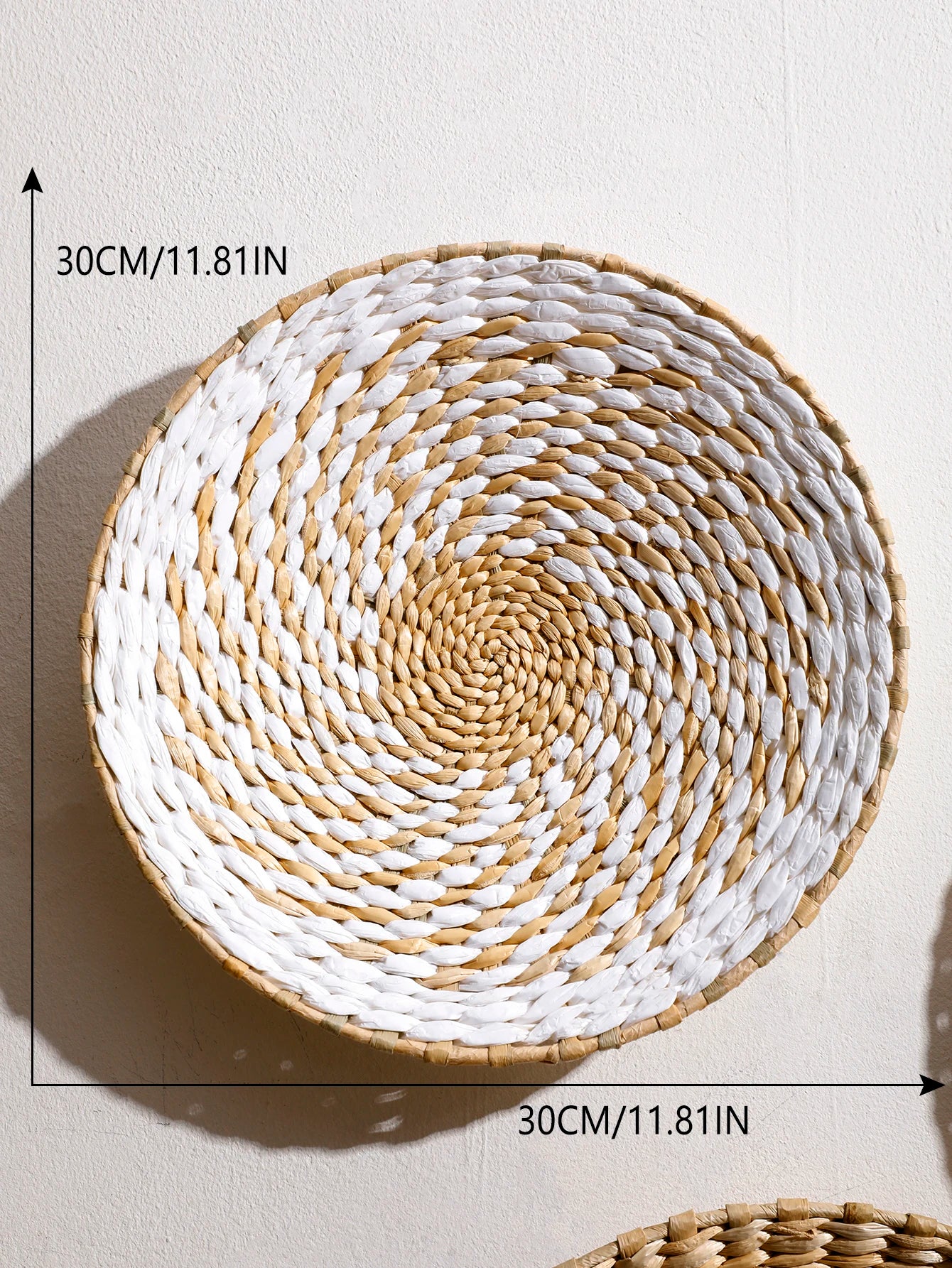 Wall Basket Decor Boho Handmade Seagrass Wall Hanging Decor Natural Basket Wall Art for Kitchen Bedroom Living Room Ornament
