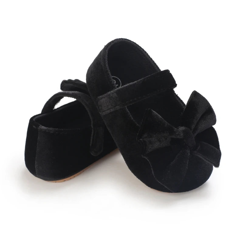 Spring and Autumn Newborn Flannelette Princess Shoes Baby Girls Bow Flat Shoes Toddler Baby Soft Rubber Sole First Walking Shoes