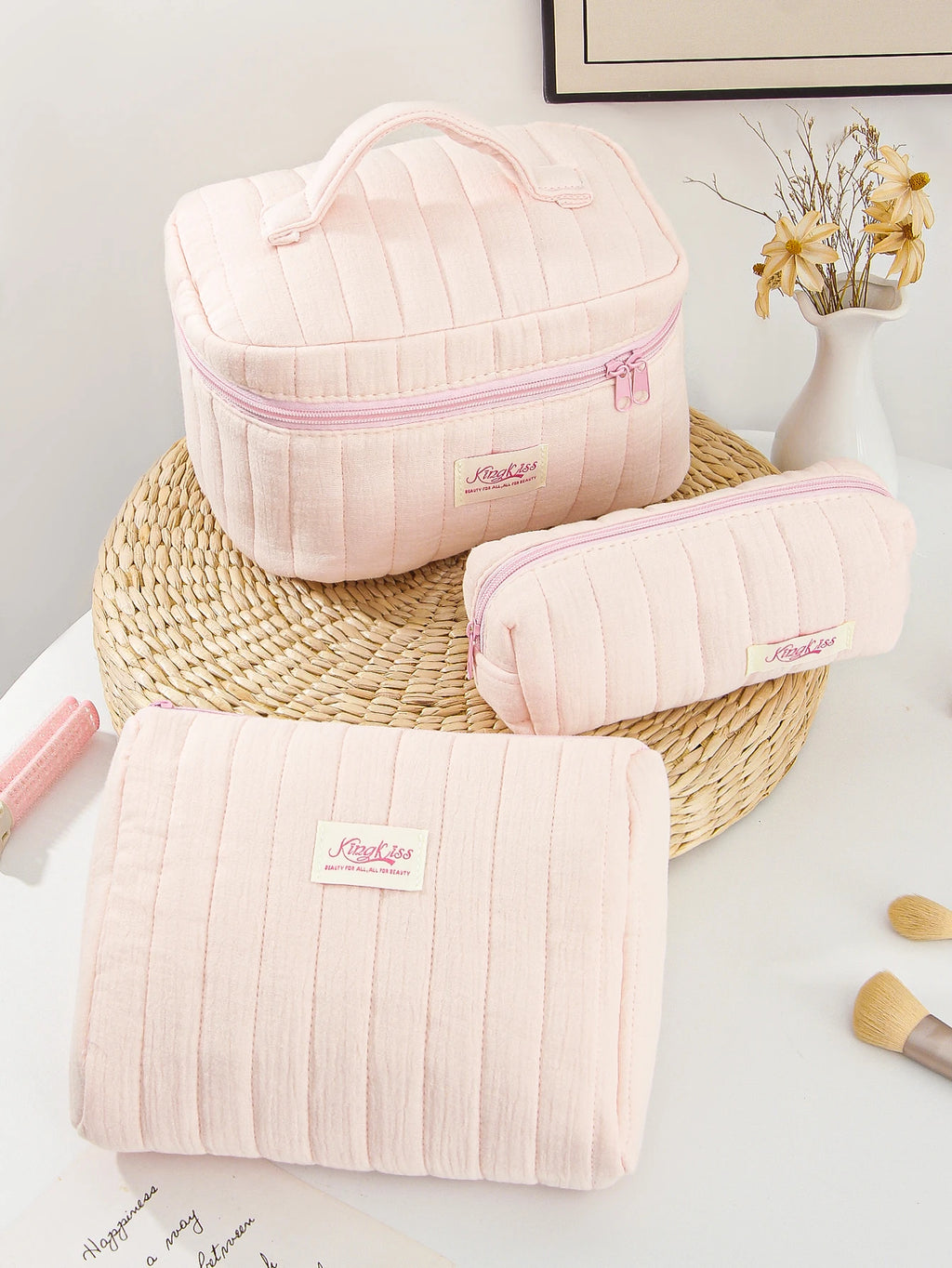 1pc/set pink quilted makeup bag, multifunctional makeup bag, handheld makeup bag, portable makeup bag set with zipper