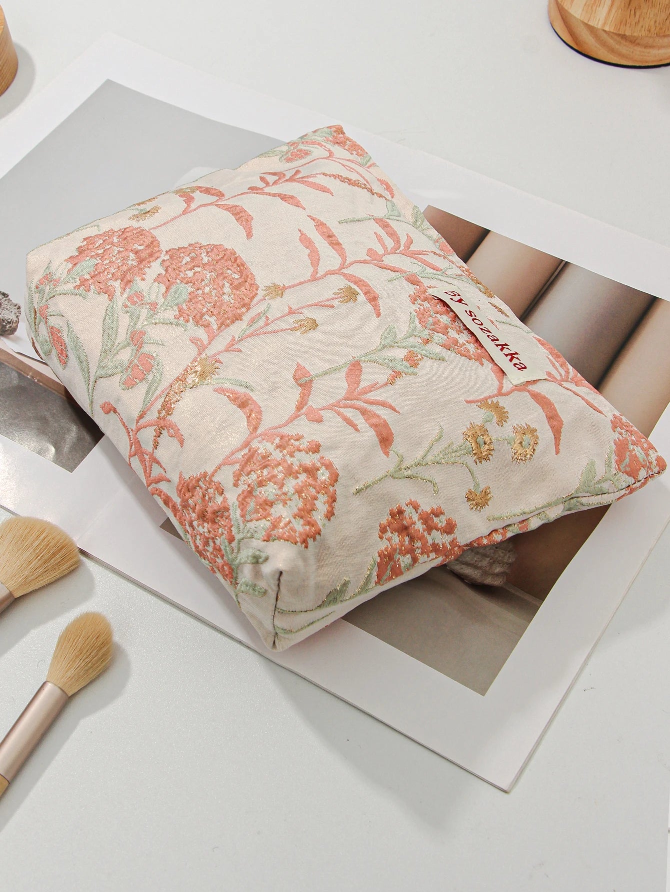 1pc/set jacquard makeup bag, cute floral makeup  bag, holiday gift clutch makeup bag, makeup storage bag