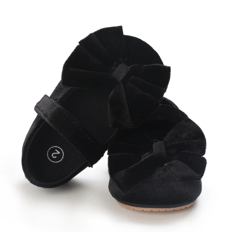 Spring and Autumn Newborn Flannelette Princess Shoes Baby Girls Bow Flat Shoes Toddler Baby Soft Rubber Sole First Walking Shoes