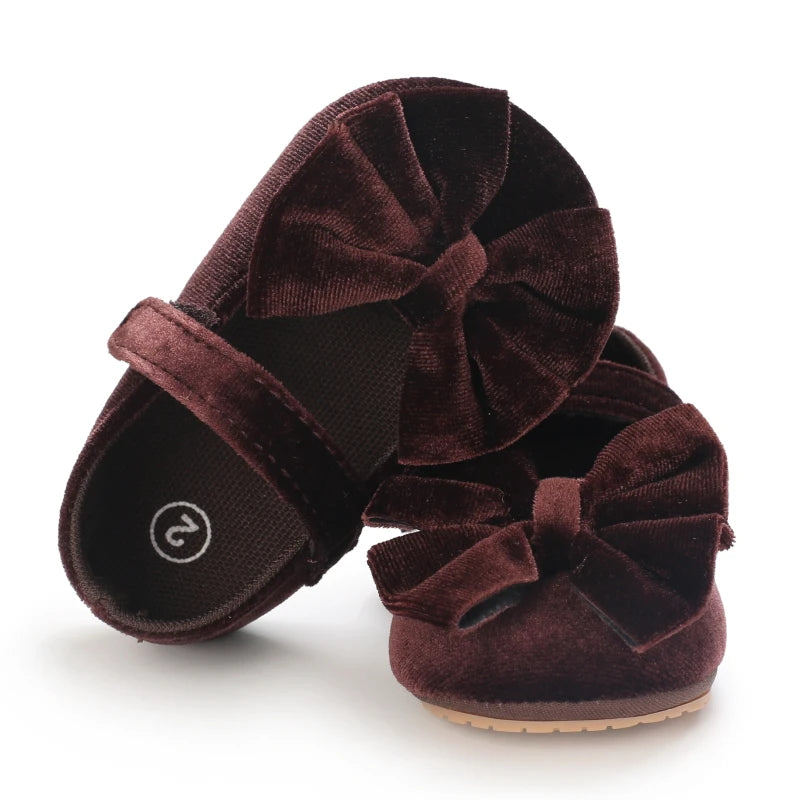 Spring and Autumn Newborn Flannelette Princess Shoes Baby Girls Bow Flat Shoes Toddler Baby Soft Rubber Sole First Walking Shoes
