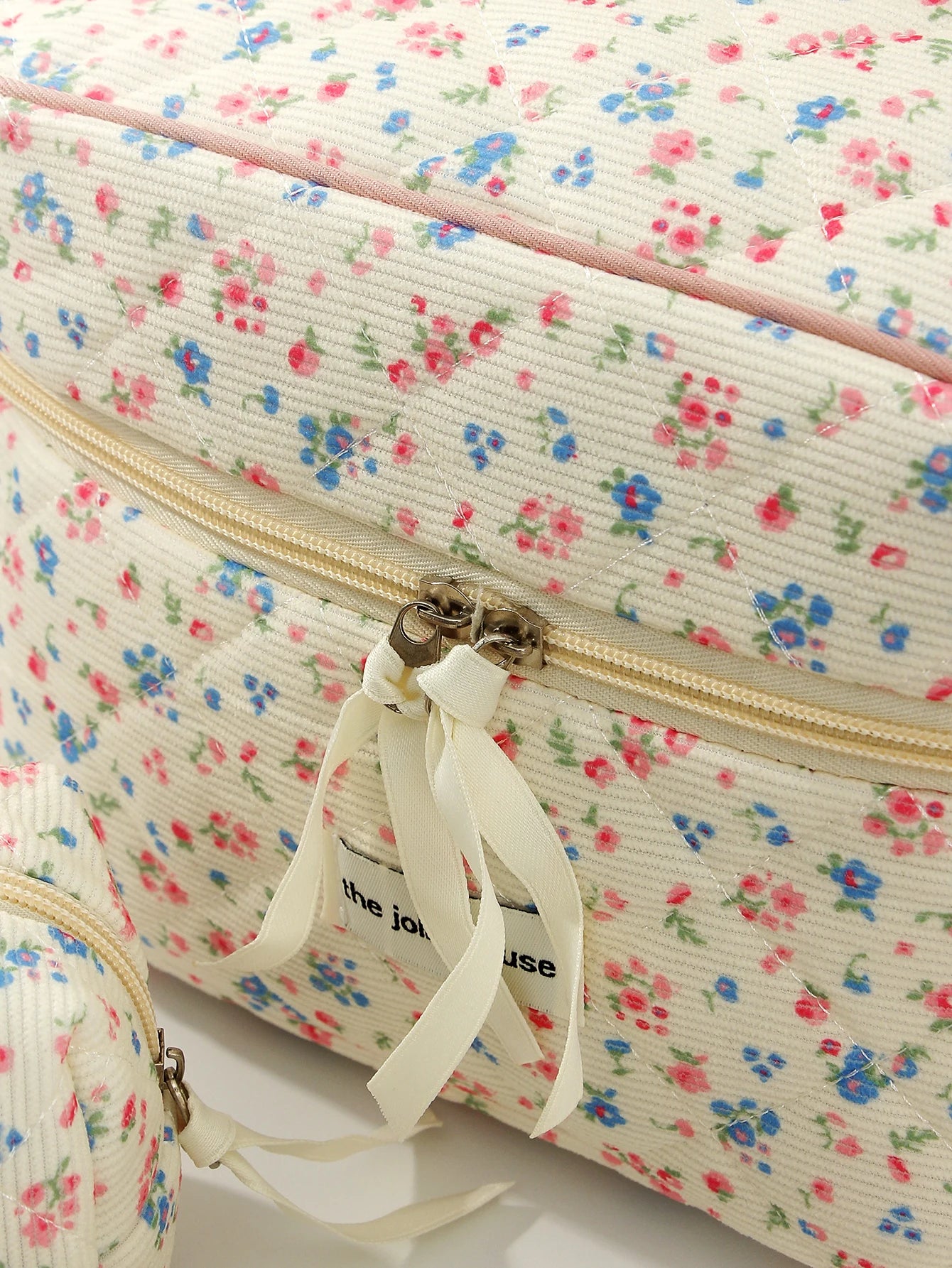 1pc/set Corduroy Quilted Makeup Bag, Floral Makeup Bag, Makeup Toiletries Storage Bag, Fashion Portable Makeup Bag