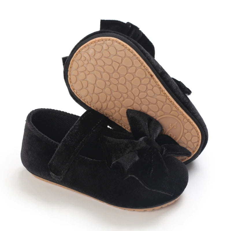 Spring and Autumn Newborn Flannelette Princess Shoes Baby Girls Bow Flat Shoes Toddler Baby Soft Rubber Sole First Walking Shoes