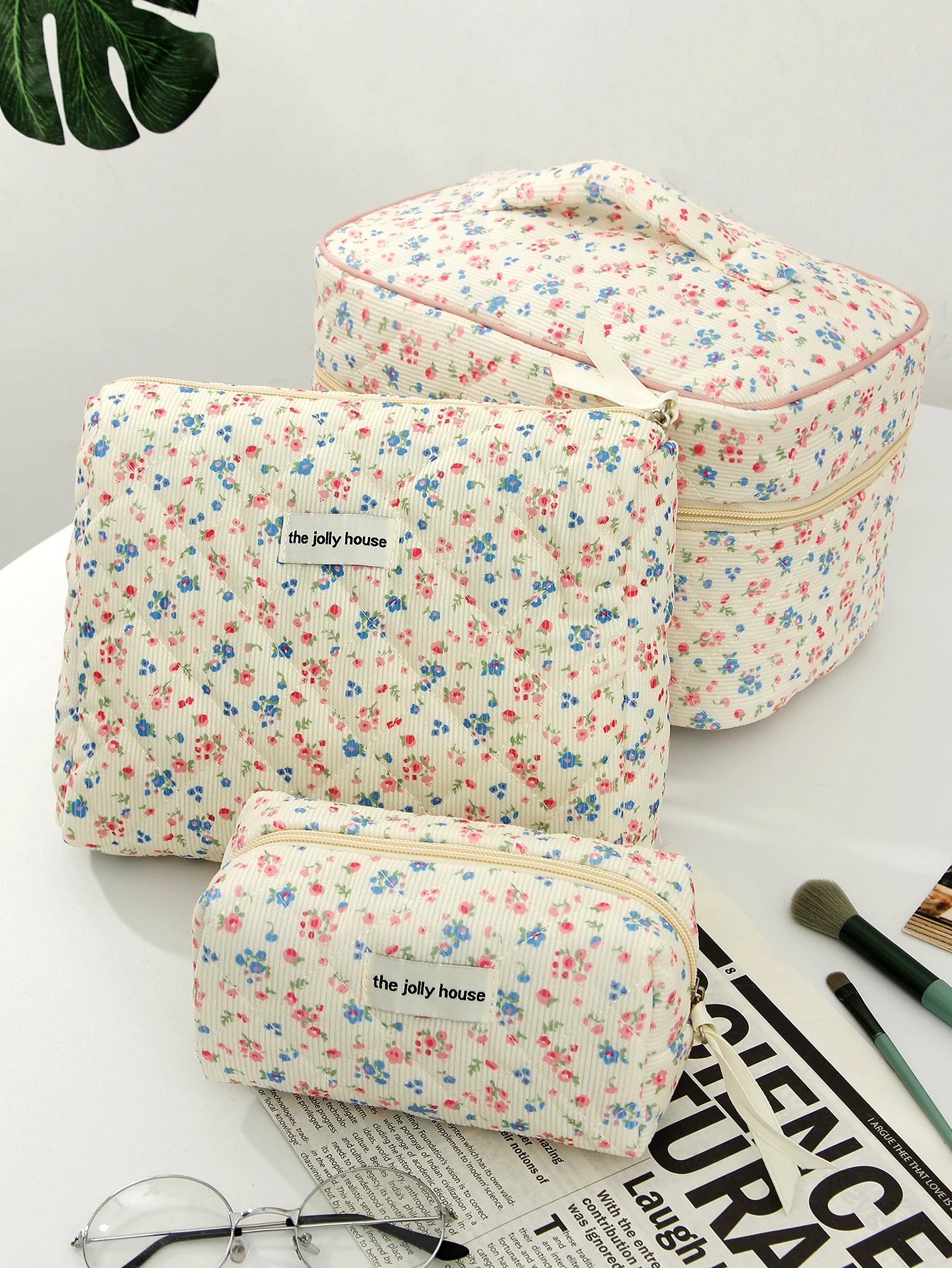 1pc/set Corduroy Quilted Makeup Bag, Floral Makeup Bag, Makeup Toiletries Storage Bag, Fashion Portable Makeup Bag