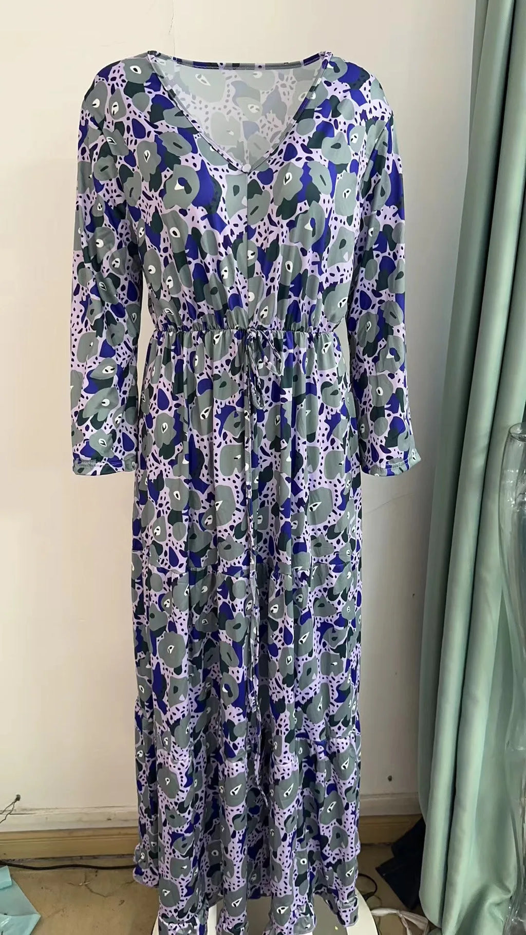 Women's Clothing Temperament Vacation Sexy V-neck Fashionable Printed Lace Up Seven Quarter Sleeve Large Swing Long Dress