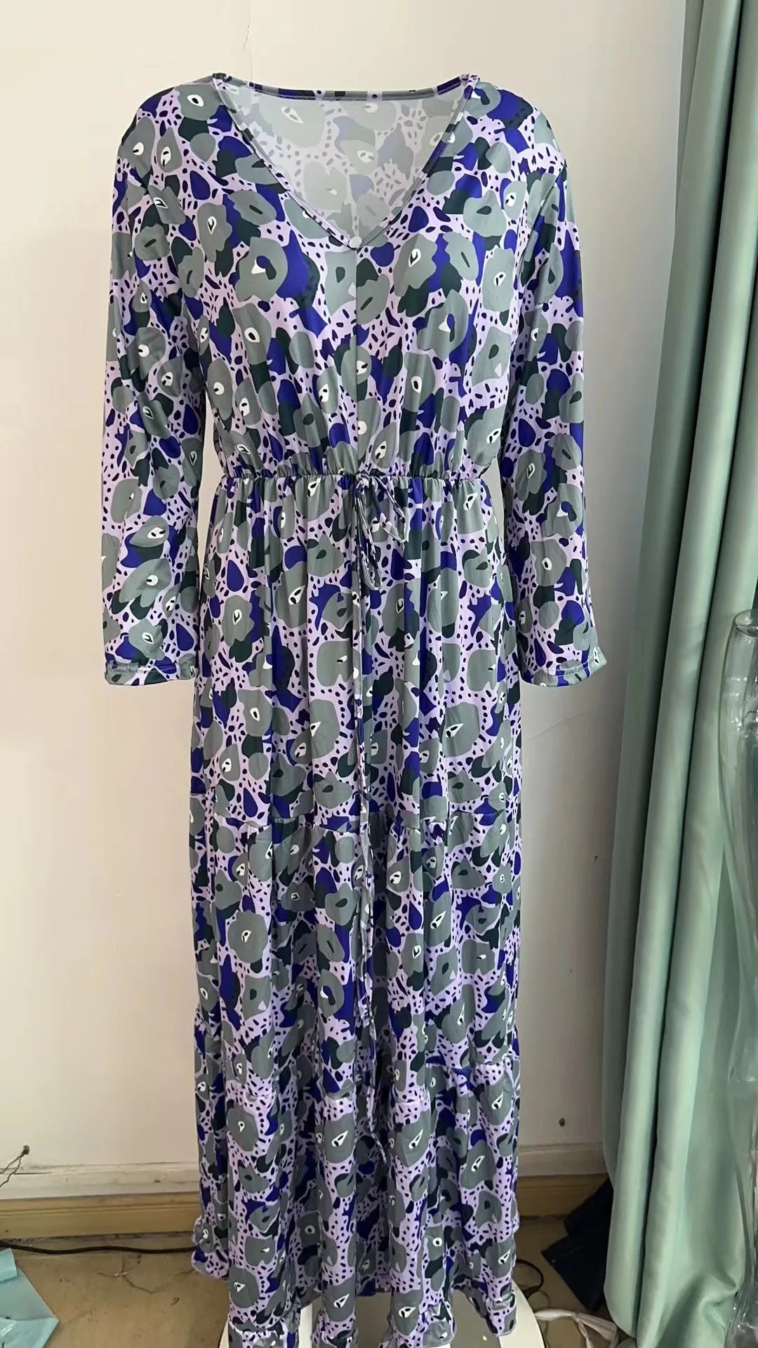 Women's Clothing Temperament Vacation Sexy V-neck Fashionable Printed Lace Up Seven Quarter Sleeve Large Swing Long Dress