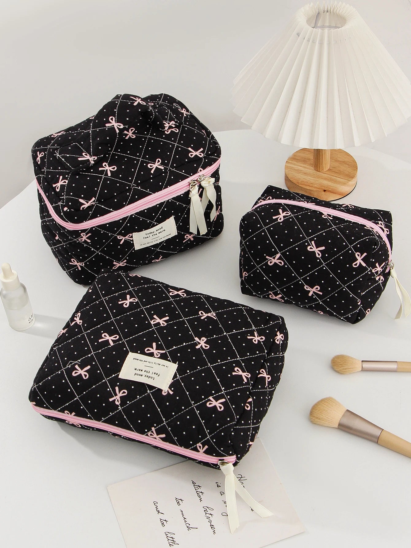 1pc/set Bow Quilted Makeup Bag, Multifunctional Portable Makeup Bag, Holiday Gift Makeup Bag, Travel Essential Makeup Bag