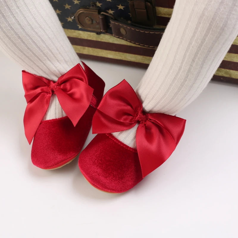 Spring and Autumn Newborn Flannelette Princess Shoes Baby Girls Bow Flat Shoes Toddler Baby Soft Rubber Sole First Walking Shoes