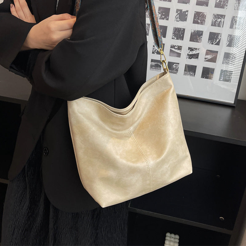 (Quality Inspectors Please Read The Review Version For Additional Comments) This Year’s Popular Bags For Women Are Large-capacity New Fashion Broadband Messenger Bags Niche Internet Celebrities Popular Tote Bags